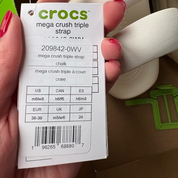 BNWT Crocs Mega Crush Triple Strap Sandals – Chalk White – Style ID: 521539 - Picture 12 of 15